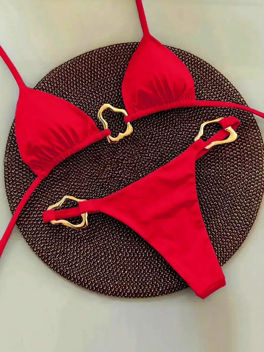 Red Solid Color Strap Buckle Accent Bikini Swimsuit For Women Beach Summer